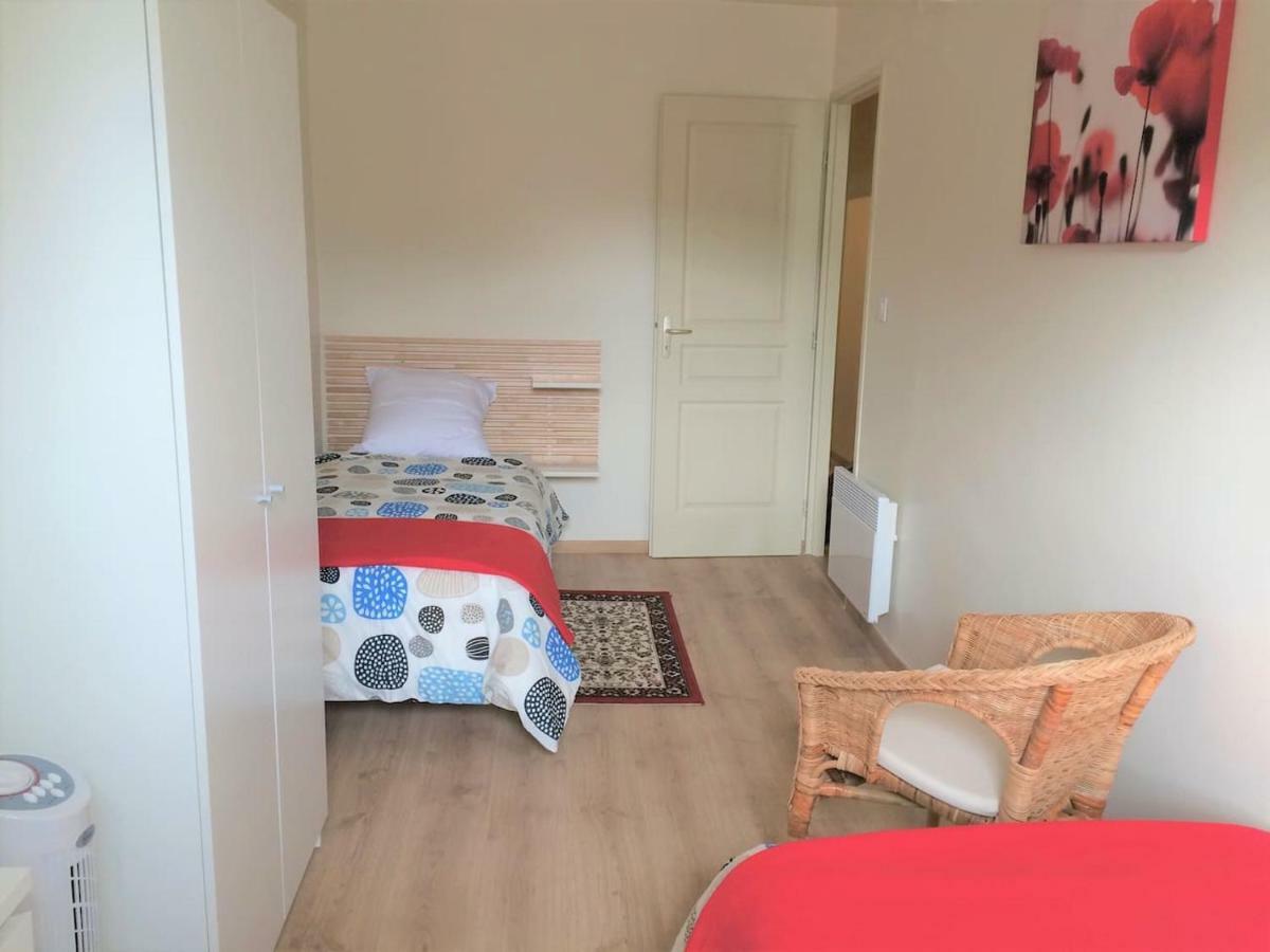 Modern Boulangerie, Large 6 Bedroom Holiday home *